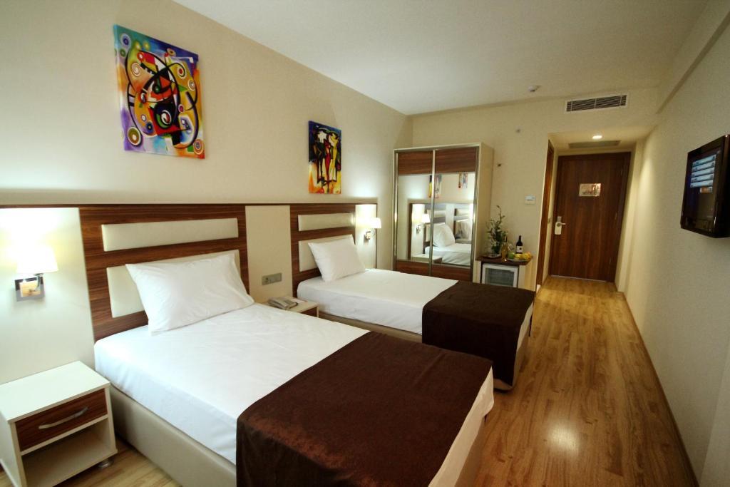 Palmcity Hotel Turgutlu Oda fotoğraf